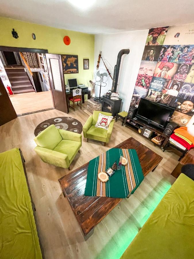 Hi Skopje Hostel エクステリア 写真