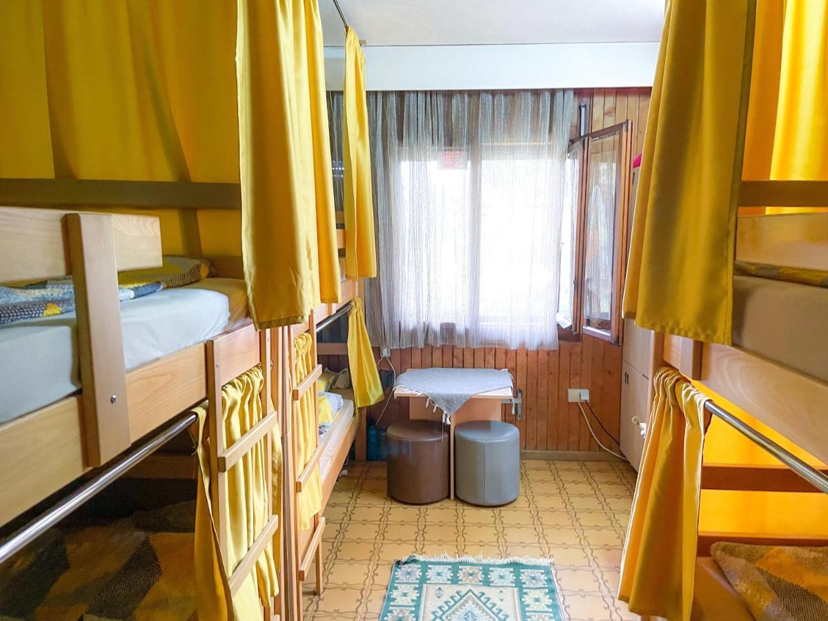 Hi Skopje Hostel エクステリア 写真