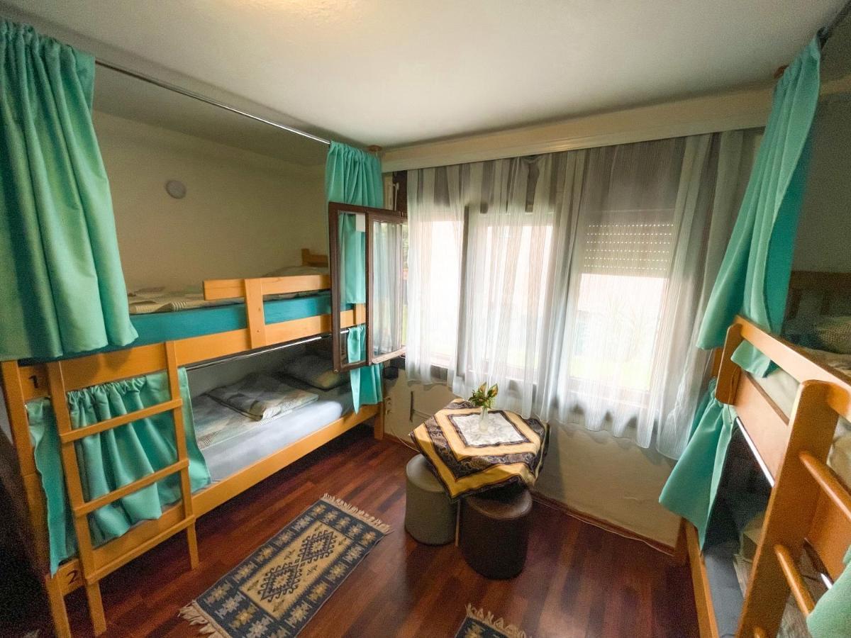 Hi Skopje Hostel エクステリア 写真