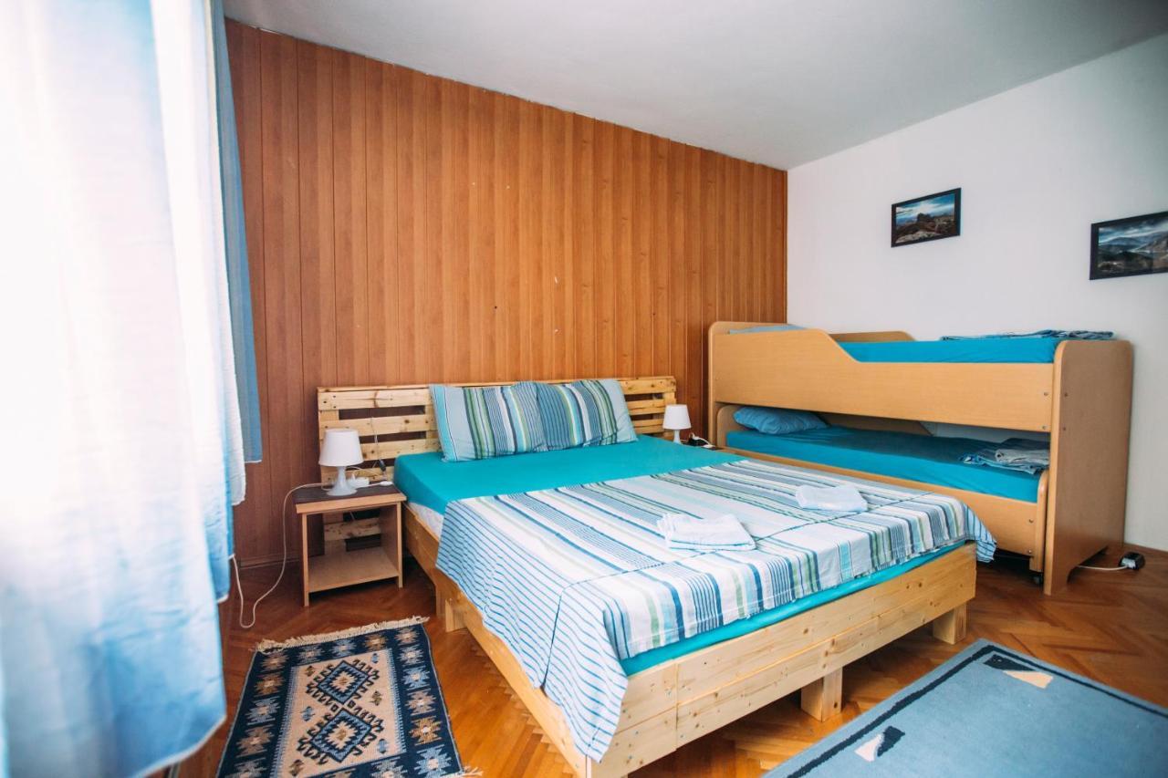 Hi Skopje Hostel エクステリア 写真